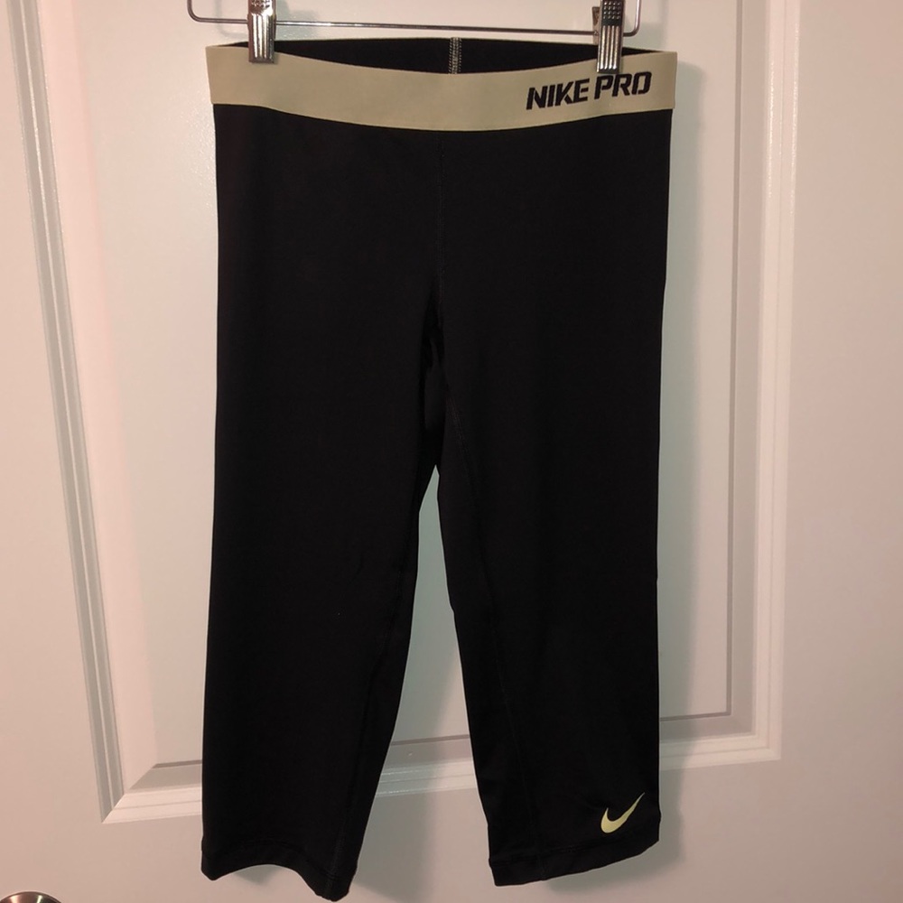 Nike Pro Dri-Fit leggings